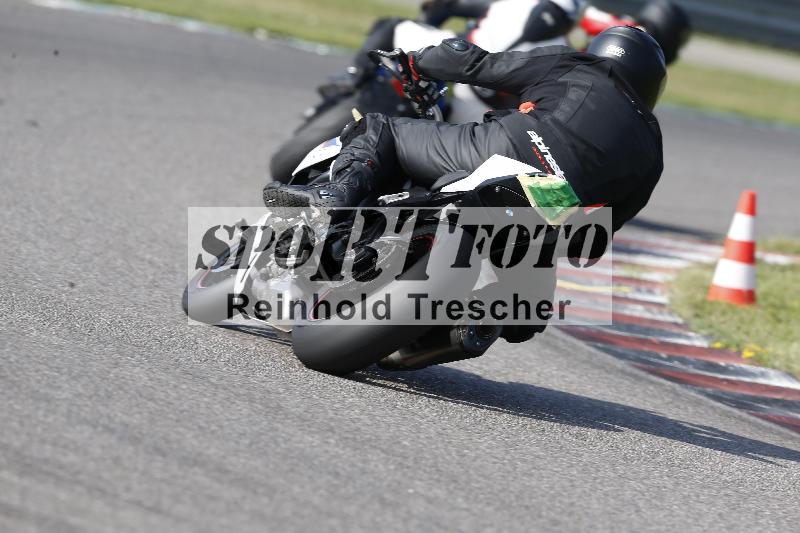 /45 10.08.2025 Plüss Moto Sport ADR/Einsteiger/585